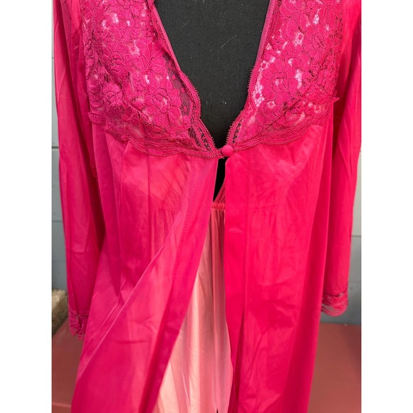 2 Vintage nightgown sets - Picture 5 of 16